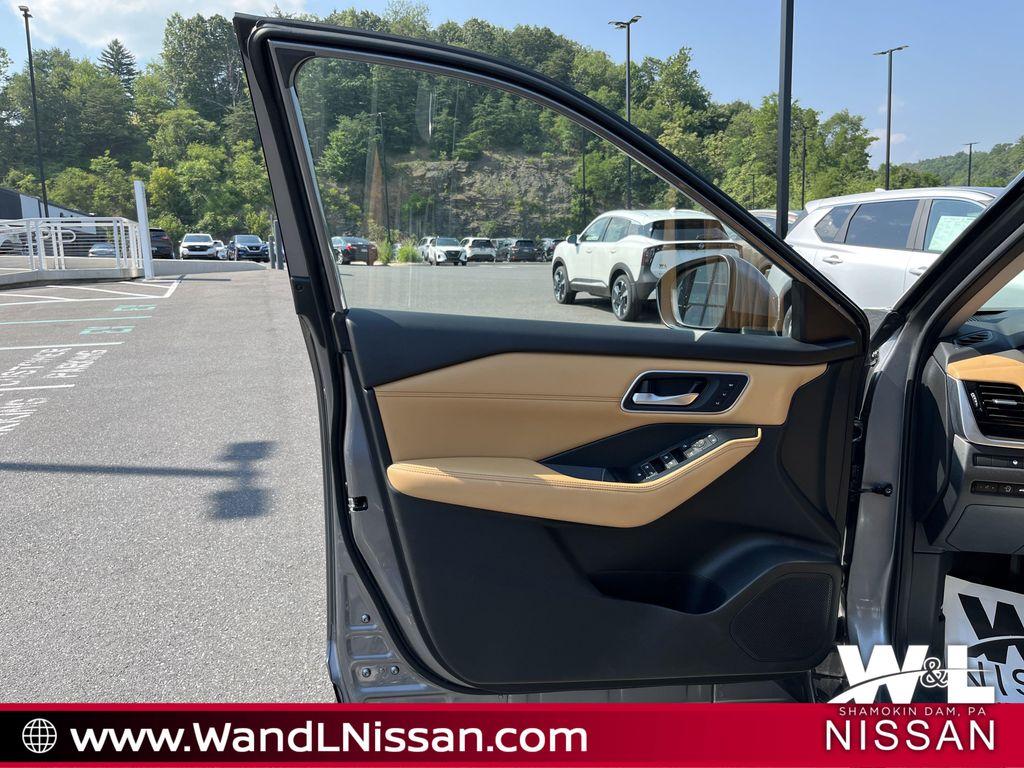 used 2023 Nissan Rogue car, priced at $28,014