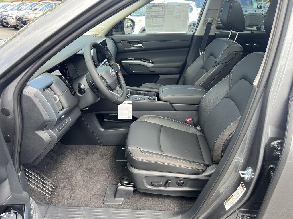 new 2026 Nissan Pathfinder car, priced at $47,752