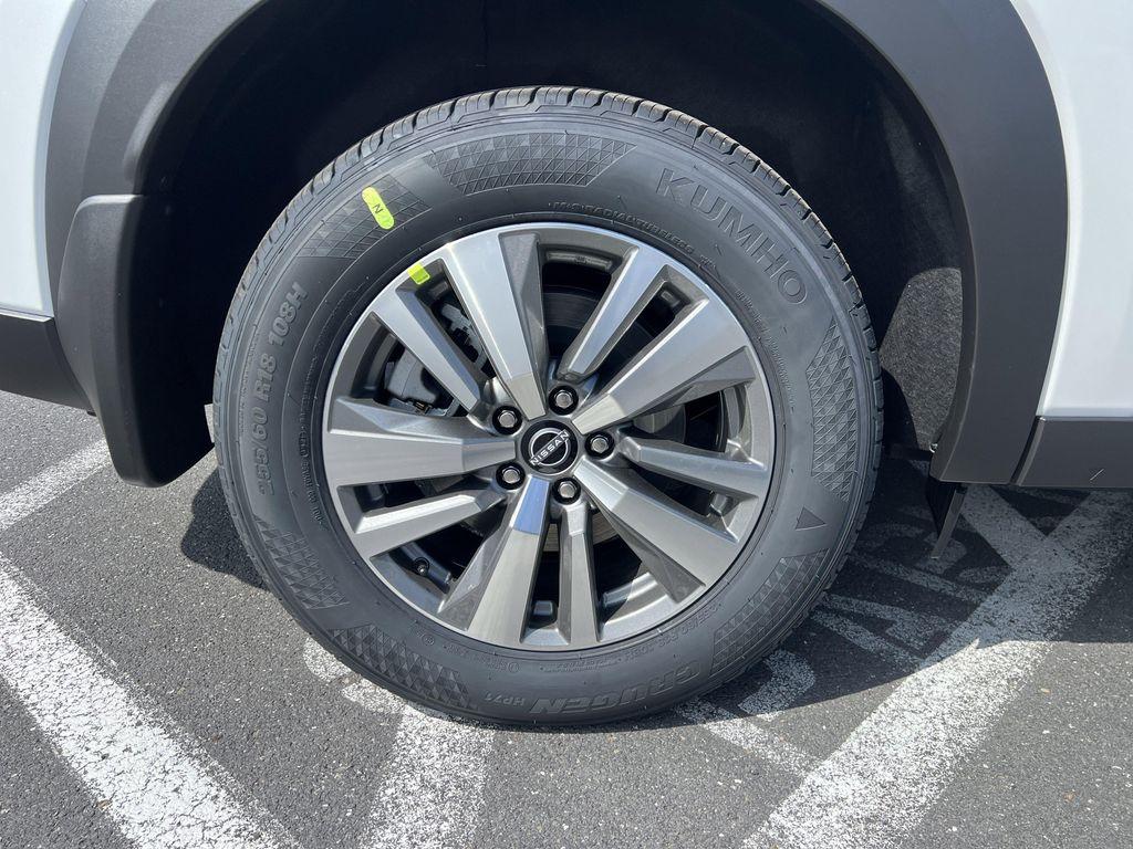 new 2026 Nissan Pathfinder car, priced at $44,088
