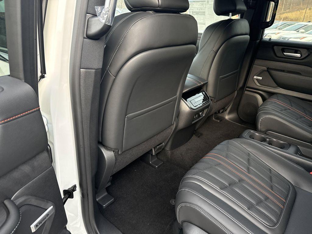 new 2026 Nissan Armada car, priced at $77,235