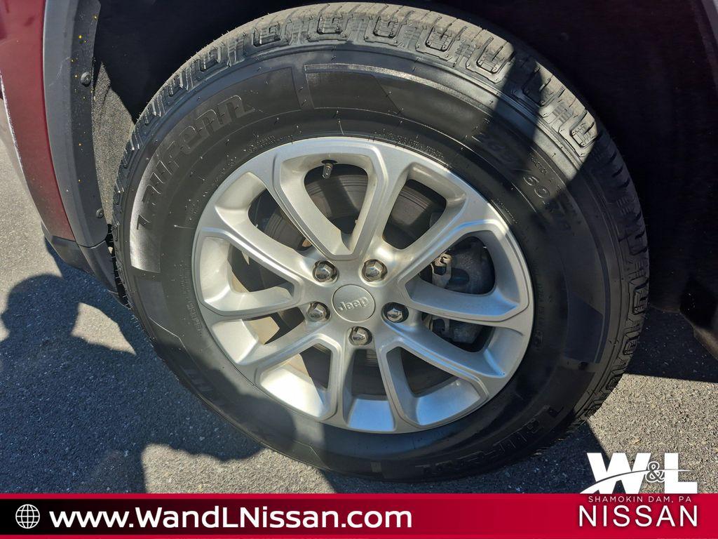 used 2021 Jeep Grand Cherokee car, priced at $24,707