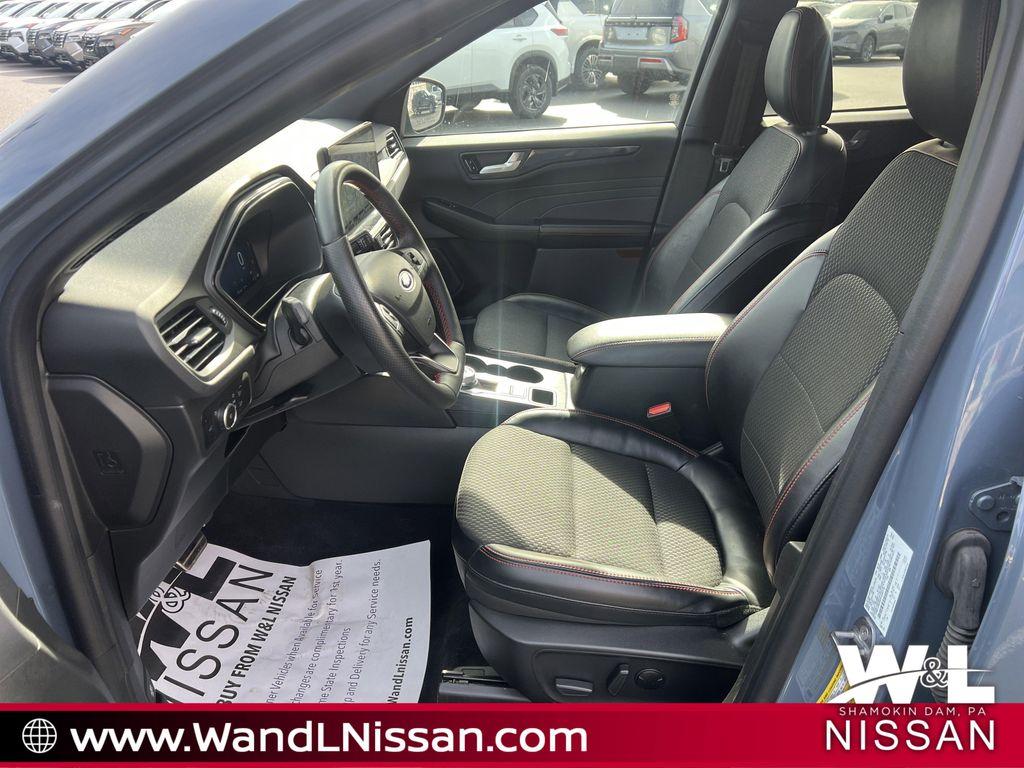 used 2023 Ford Escape car, priced at $26,899