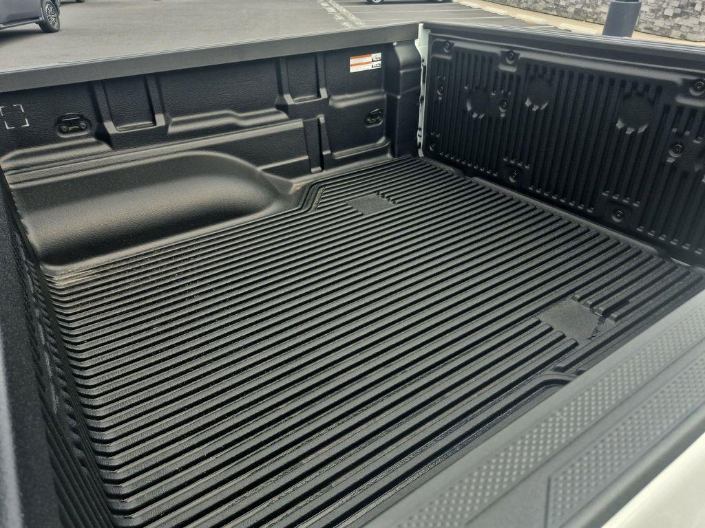 new 2026 Nissan Frontier car, priced at $43,759