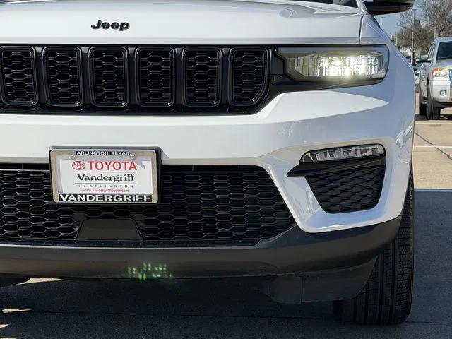 used 2025 Jeep Grand Cherokee car, priced at $38,551
