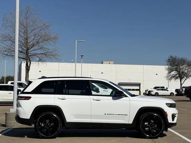 used 2025 Jeep Grand Cherokee car, priced at $38,551