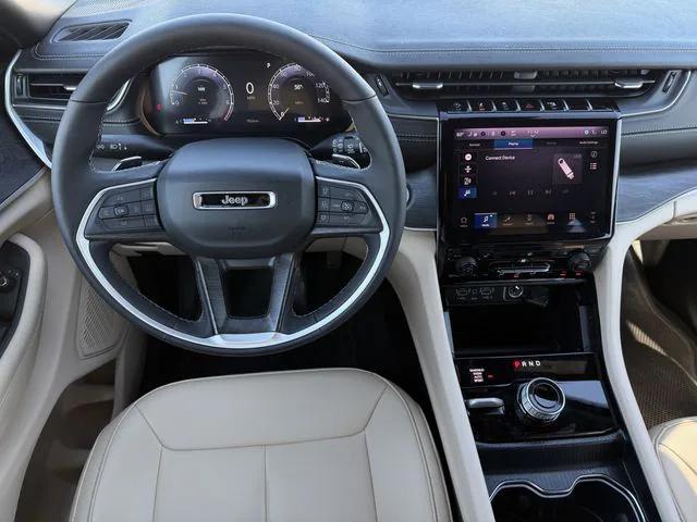 used 2025 Jeep Grand Cherokee car, priced at $38,551