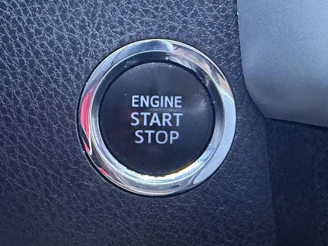 used 2019 Toyota Highlander car, priced at $22,553