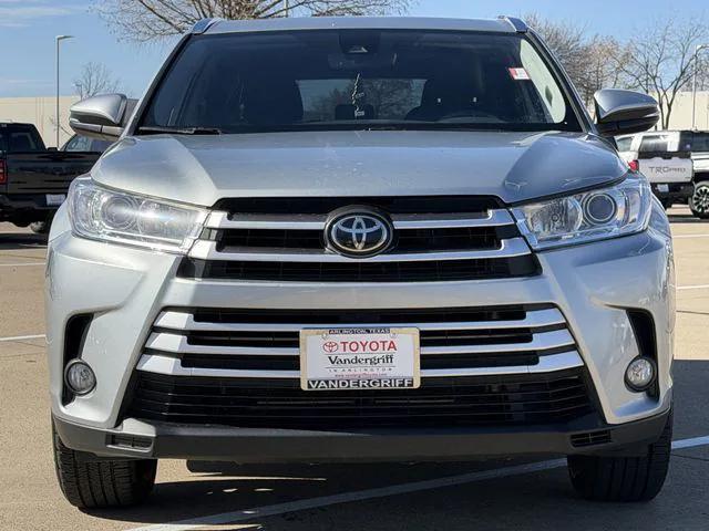 used 2019 Toyota Highlander car, priced at $22,553