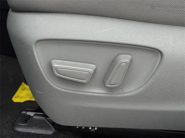 used 2024 Toyota Highlander car, priced at $36,984