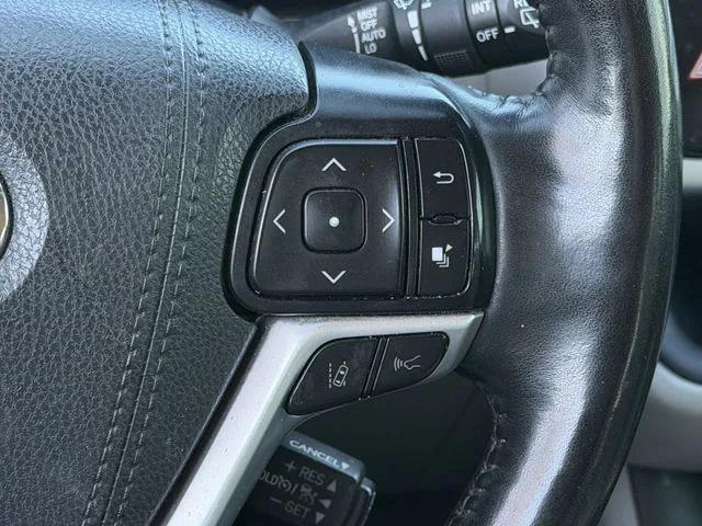 used 2019 Toyota Highlander car, priced at $22,554