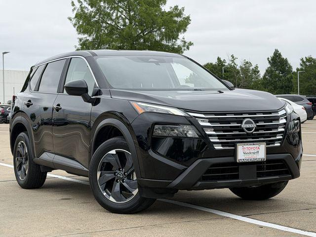 used 2025 Nissan Rogue car, priced at $21,998
