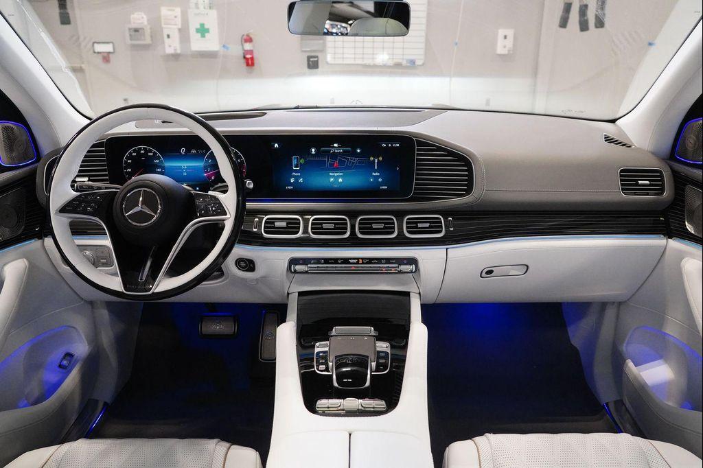 new 2026 Mercedes-Benz Maybach GLS 600 car, priced at $212,055