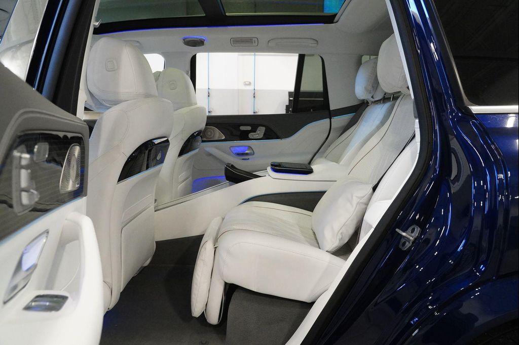 new 2026 Mercedes-Benz Maybach GLS 600 car, priced at $212,055