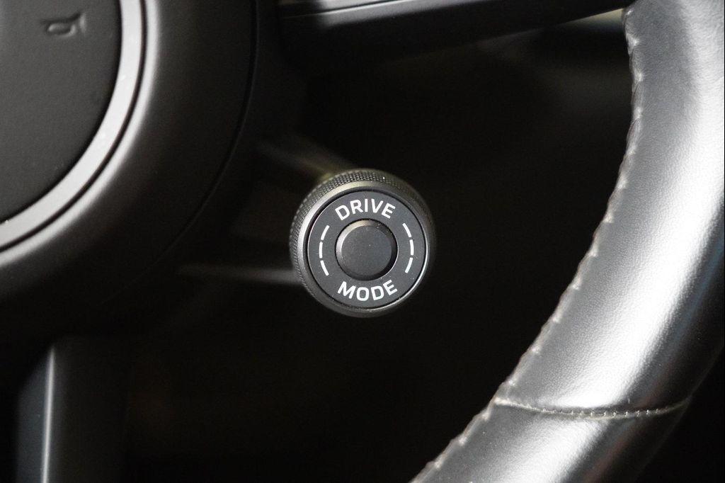 Porsche 911 view 18