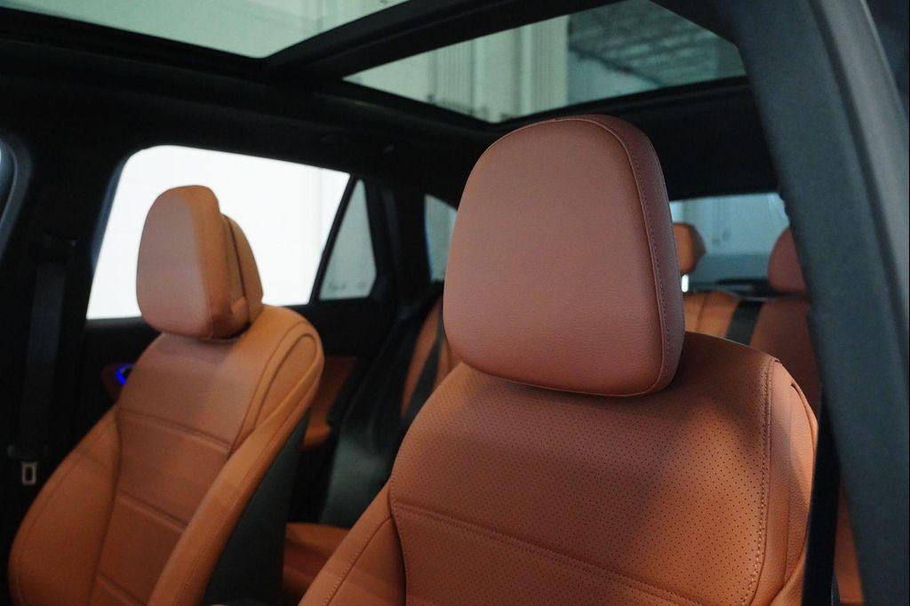 new 2026 Mercedes-Benz GLC 300 car, priced at $60,170