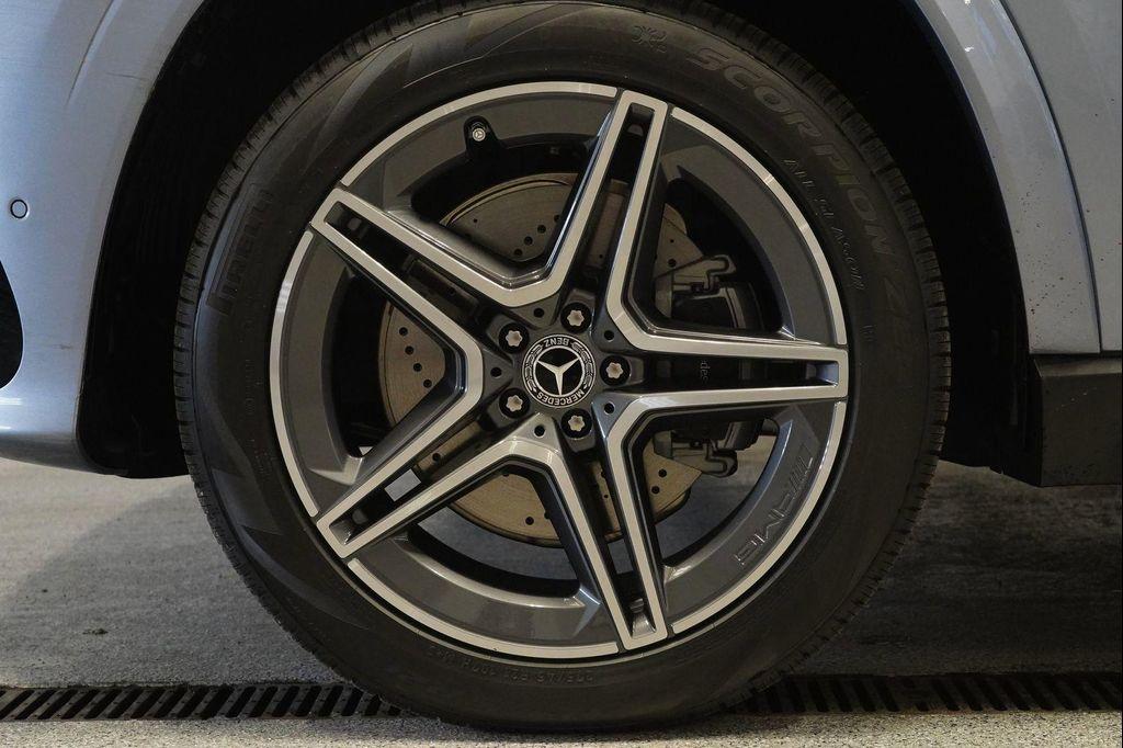 new 2026 Mercedes-Benz GLS 450 car, priced at $107,650