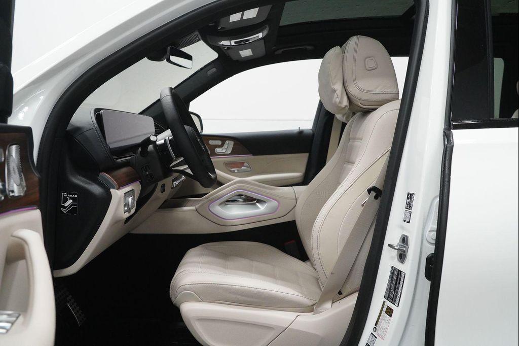 new 2026 Mercedes-Benz GLS 580 car, priced at $124,620