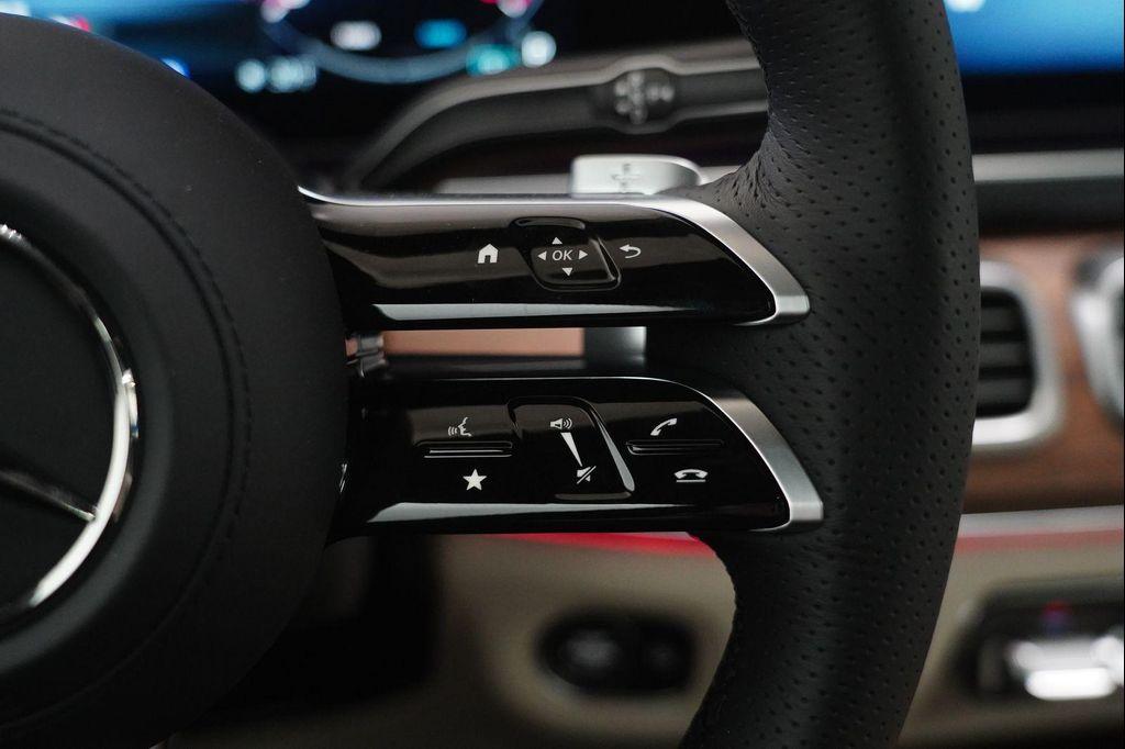 new 2026 Mercedes-Benz GLS 580 car, priced at $124,620