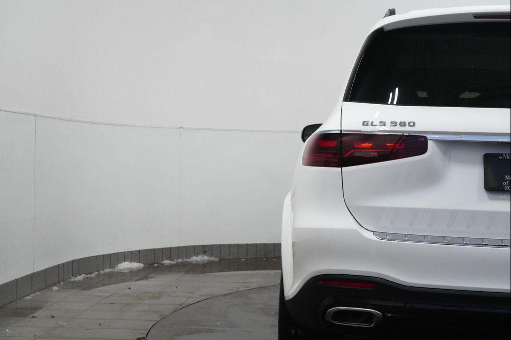 new 2026 Mercedes-Benz GLS 580 car, priced at $124,620