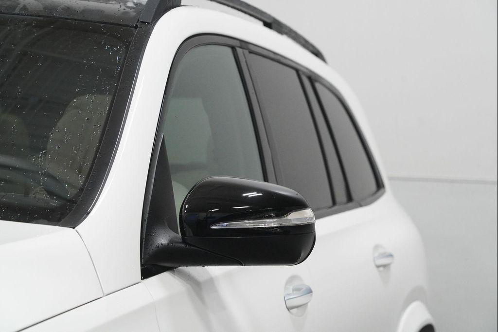 new 2026 Mercedes-Benz GLS 580 car, priced at $124,620