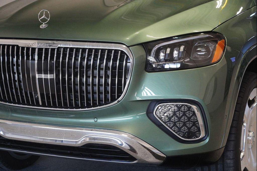 new 2026 Mercedes-Benz Maybach GLS 600 car, priced at $196,605