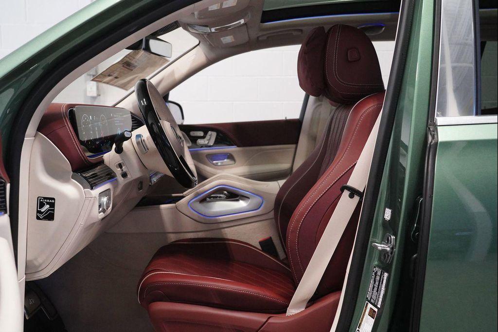 new 2026 Mercedes-Benz Maybach GLS 600 car, priced at $196,605