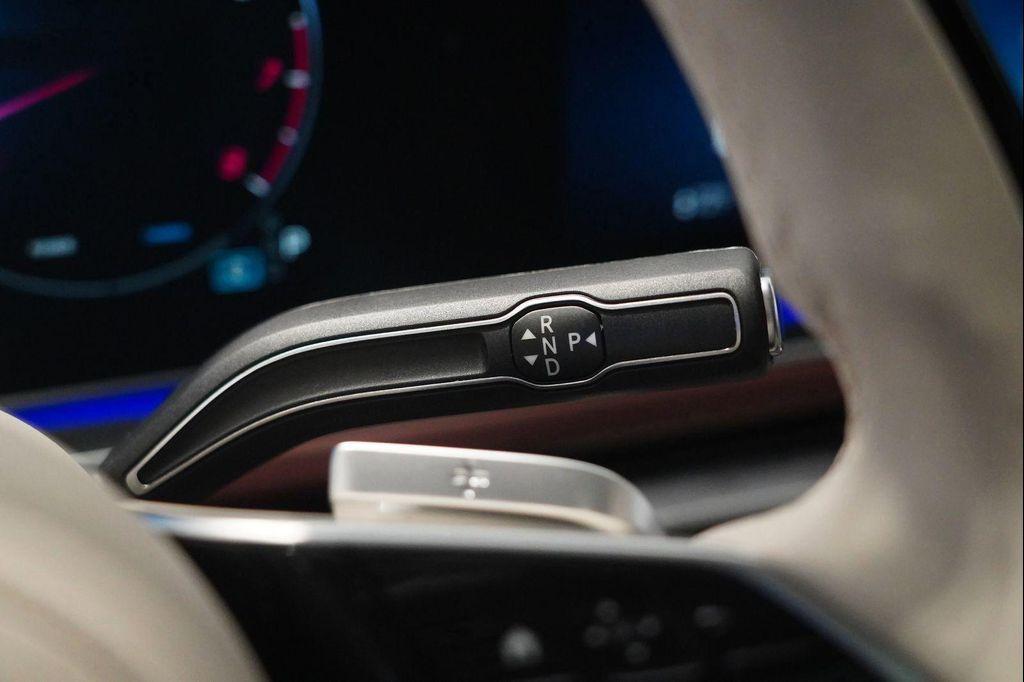 new 2026 Mercedes-Benz Maybach GLS 600 car, priced at $196,605
