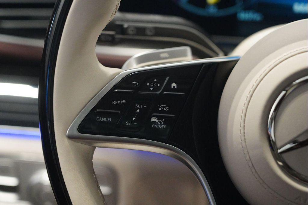 new 2026 Mercedes-Benz Maybach GLS 600 car, priced at $196,605