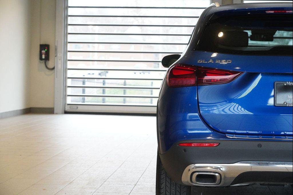 used 2025 Mercedes-Benz GLA 250 car, priced at $41,963