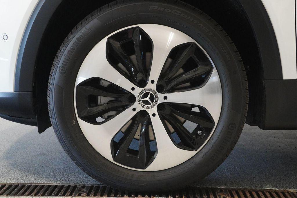 new 2026 Mercedes-Benz GLB 250 car, priced at $53,075