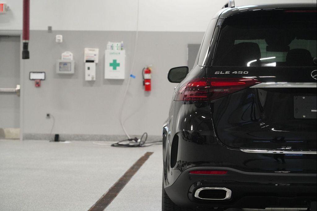 new 2026 Mercedes-Benz GLE 450 car, priced at $80,830