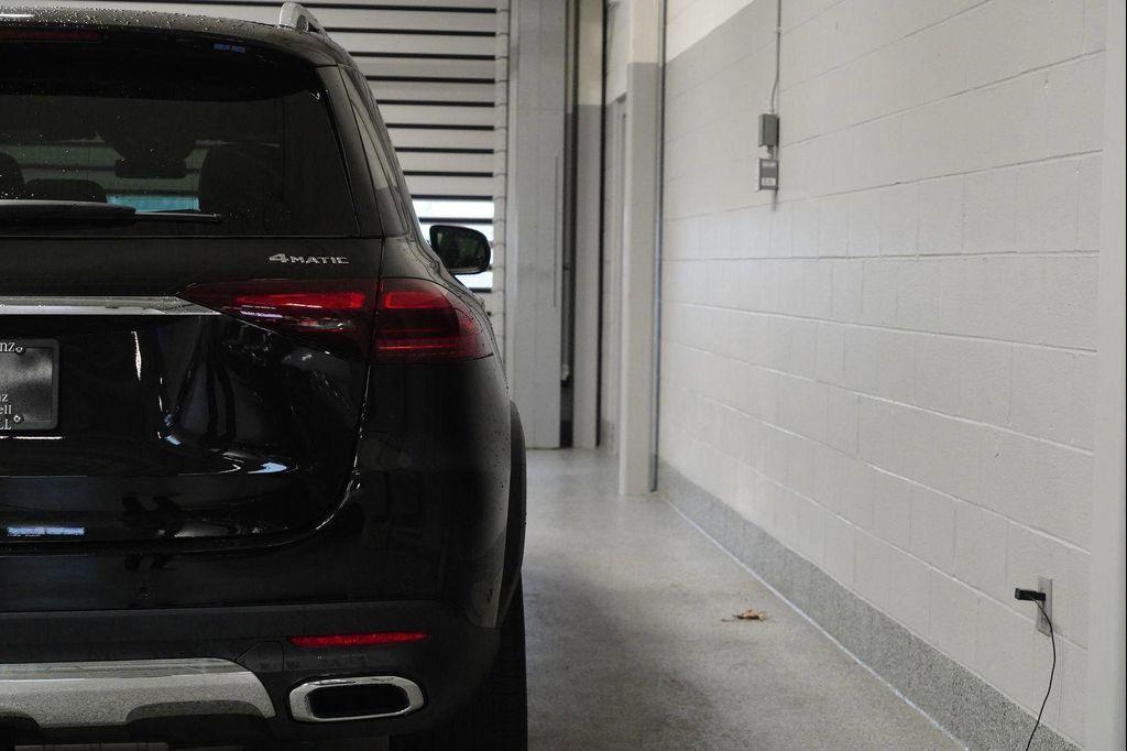 used 2026 Mercedes-Benz GLE 350 car, priced at $61,438
