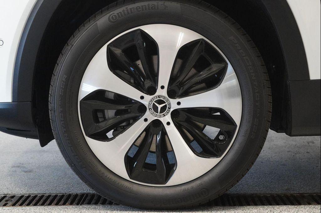 new 2026 Mercedes-Benz GLB 250 car, priced at $53,075