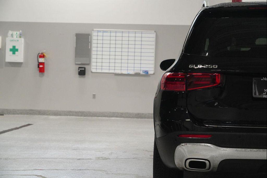 used 2025 Mercedes-Benz GLB 250 car, priced at $42,984