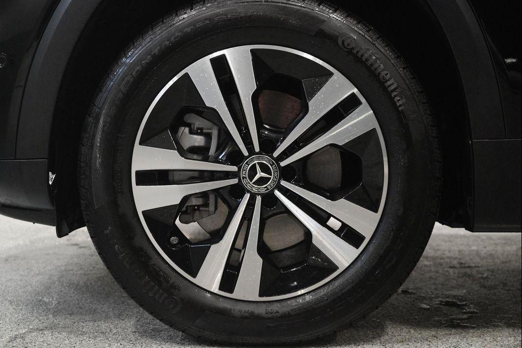 used 2025 Mercedes-Benz GLB 250 car, priced at $42,984