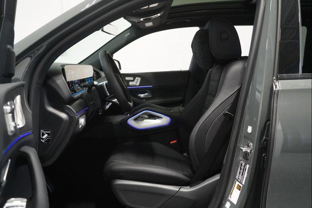 new 2026 Mercedes-Benz GLS 450 car, priced at $97,450