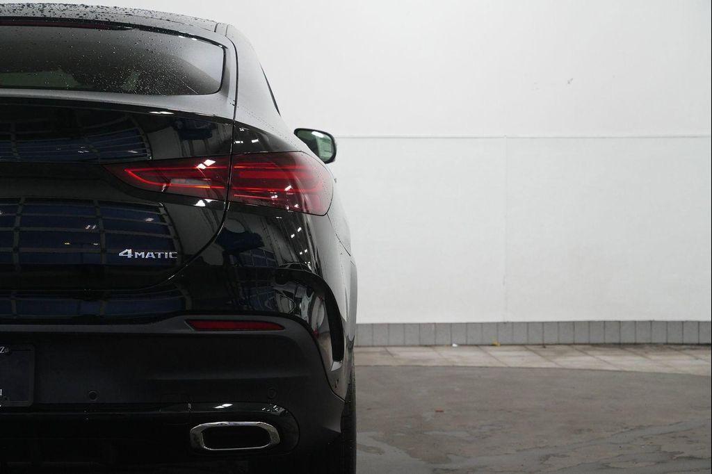 new 2026 Mercedes-Benz GLE 450 car, priced at $106,445