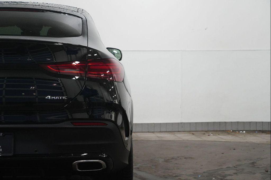 new 2026 Mercedes-Benz GLE 450 car, priced at $85,495