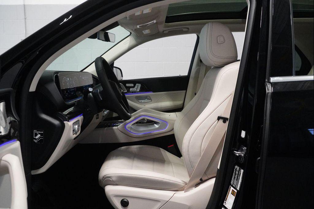 new 2026 Mercedes-Benz GLE 450 car, priced at $82,220