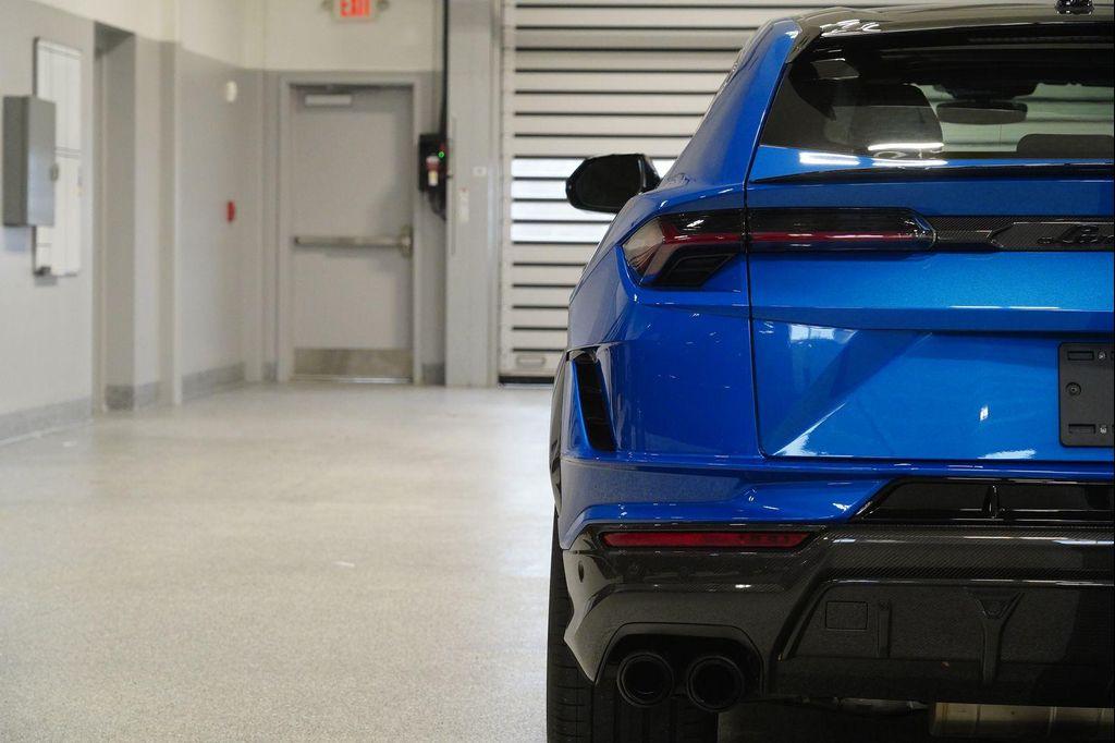 used 2024 Lamborghini Urus car, priced at $309,897