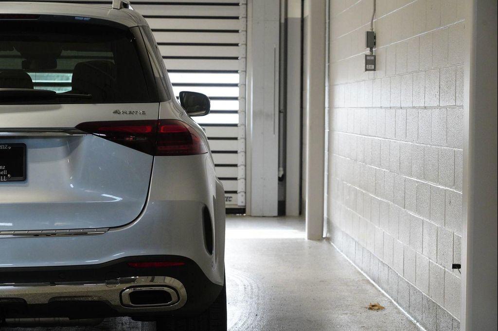 new 2026 Mercedes-Benz GLE 450 car, priced at $82,380
