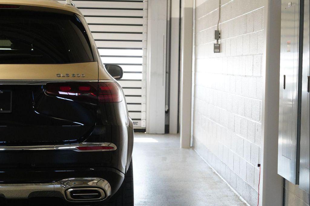 new 2026 Mercedes-Benz Maybach GLS 600 car, priced at $209,820