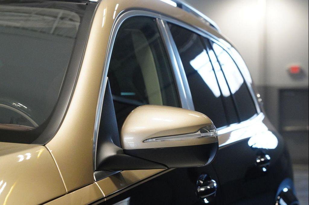 new 2026 Mercedes-Benz Maybach GLS 600 car, priced at $209,820