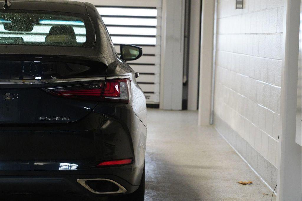 used 2021 Lexus ES 350 car, priced at $28,676