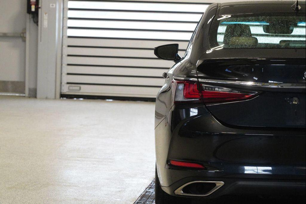 used 2021 Lexus ES 350 car, priced at $28,676