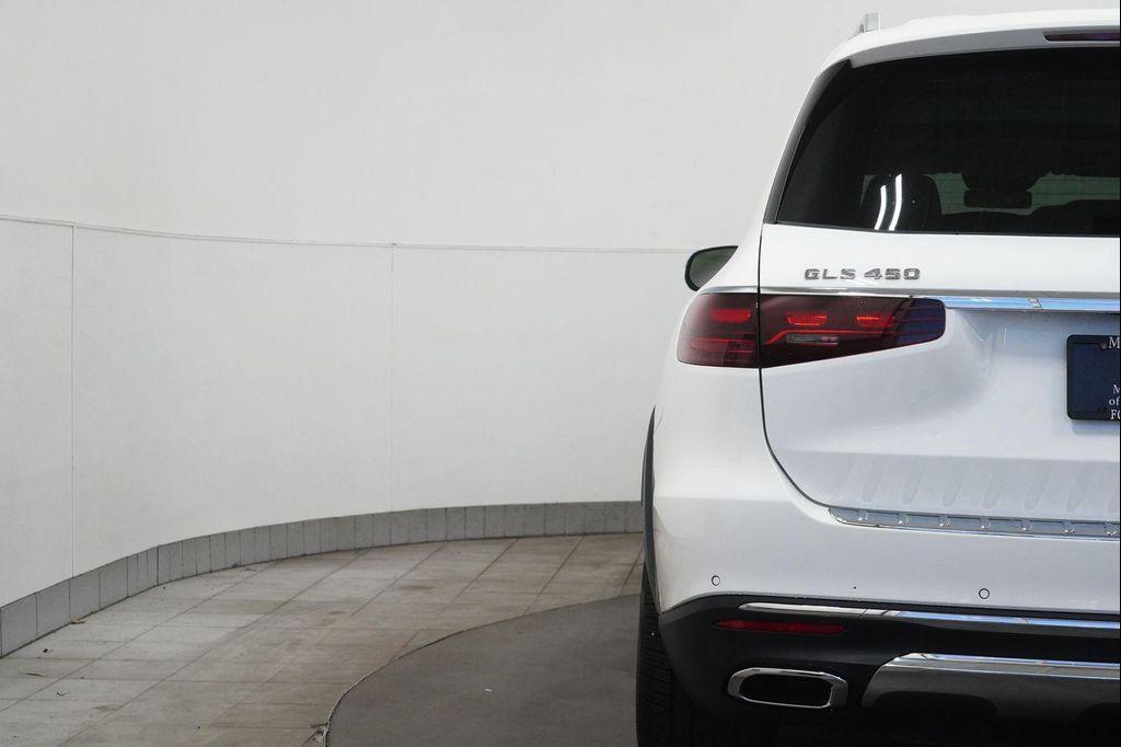 new 2026 Mercedes-Benz GLS 450 car, priced at $98,225