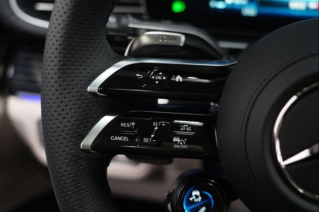 new 2026 Mercedes-Benz AMG GLE 53 car, priced at $101,080