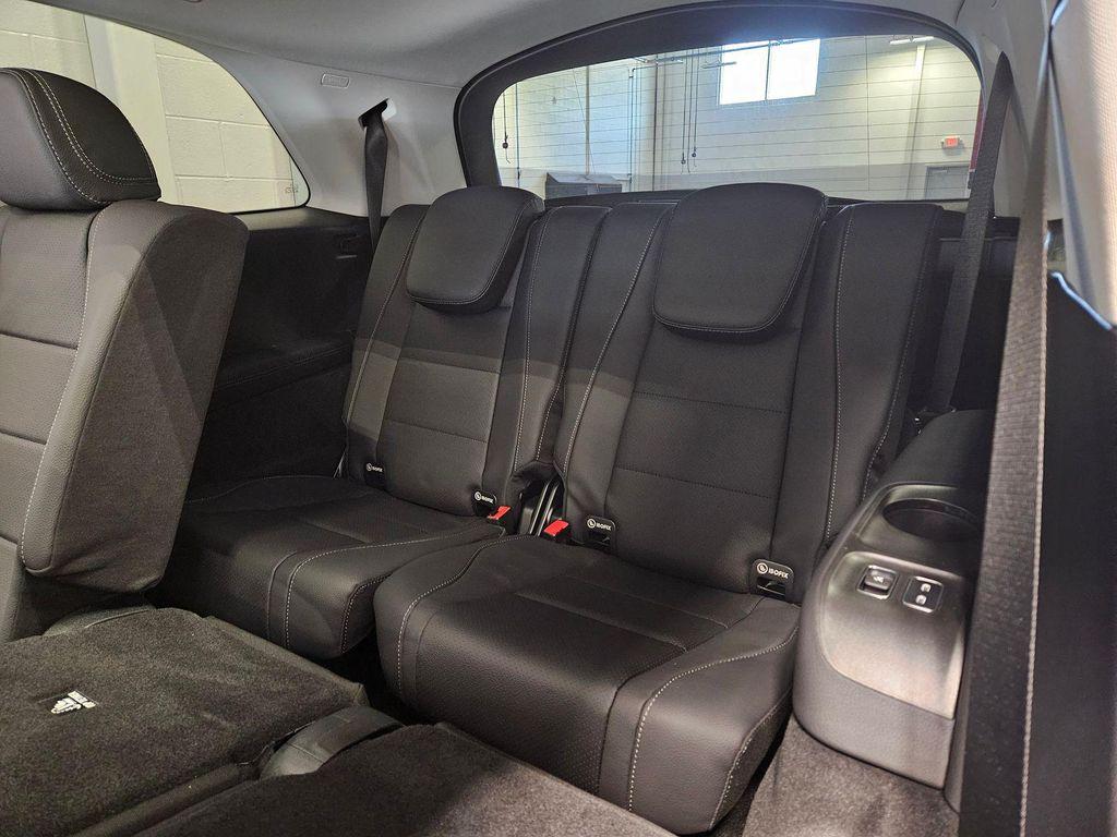 new 2026 Mercedes-Benz GLS 450 car, priced at $98,550