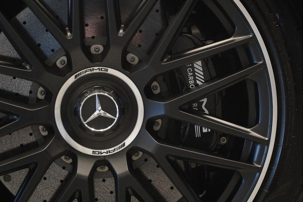 used 2025 Mercedes-Benz AMG SL 63 car, priced at $189,963