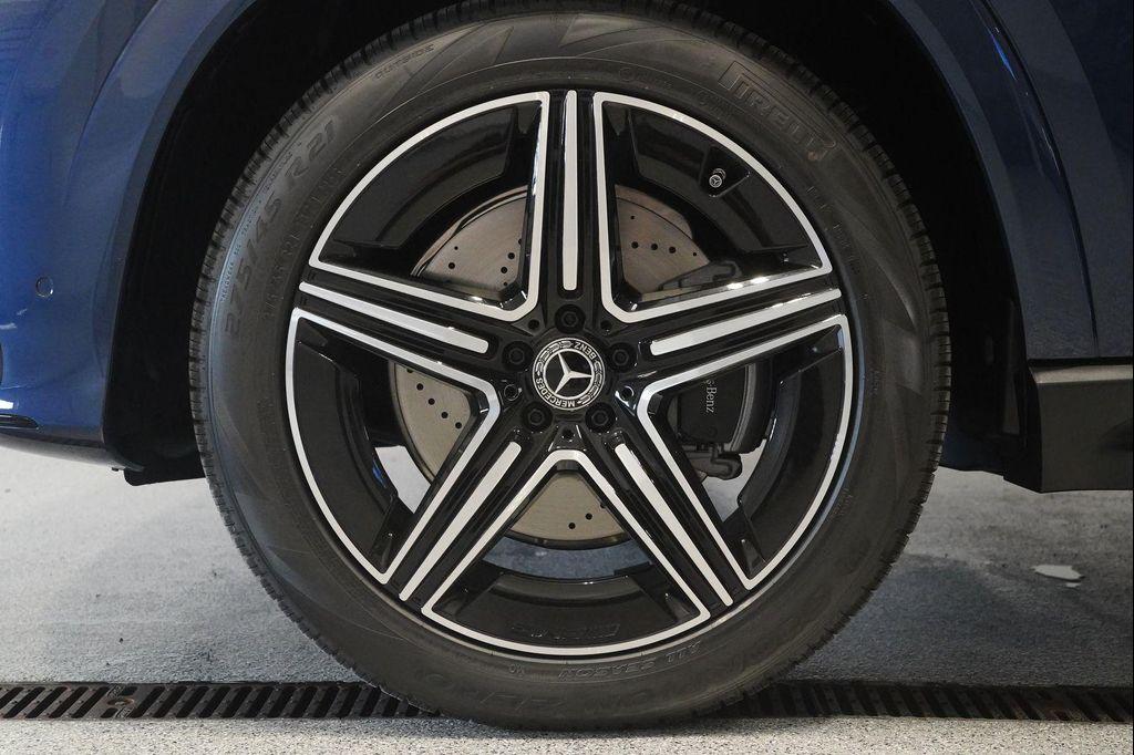 new 2026 Mercedes-Benz GLE 450 car, priced at $87,865